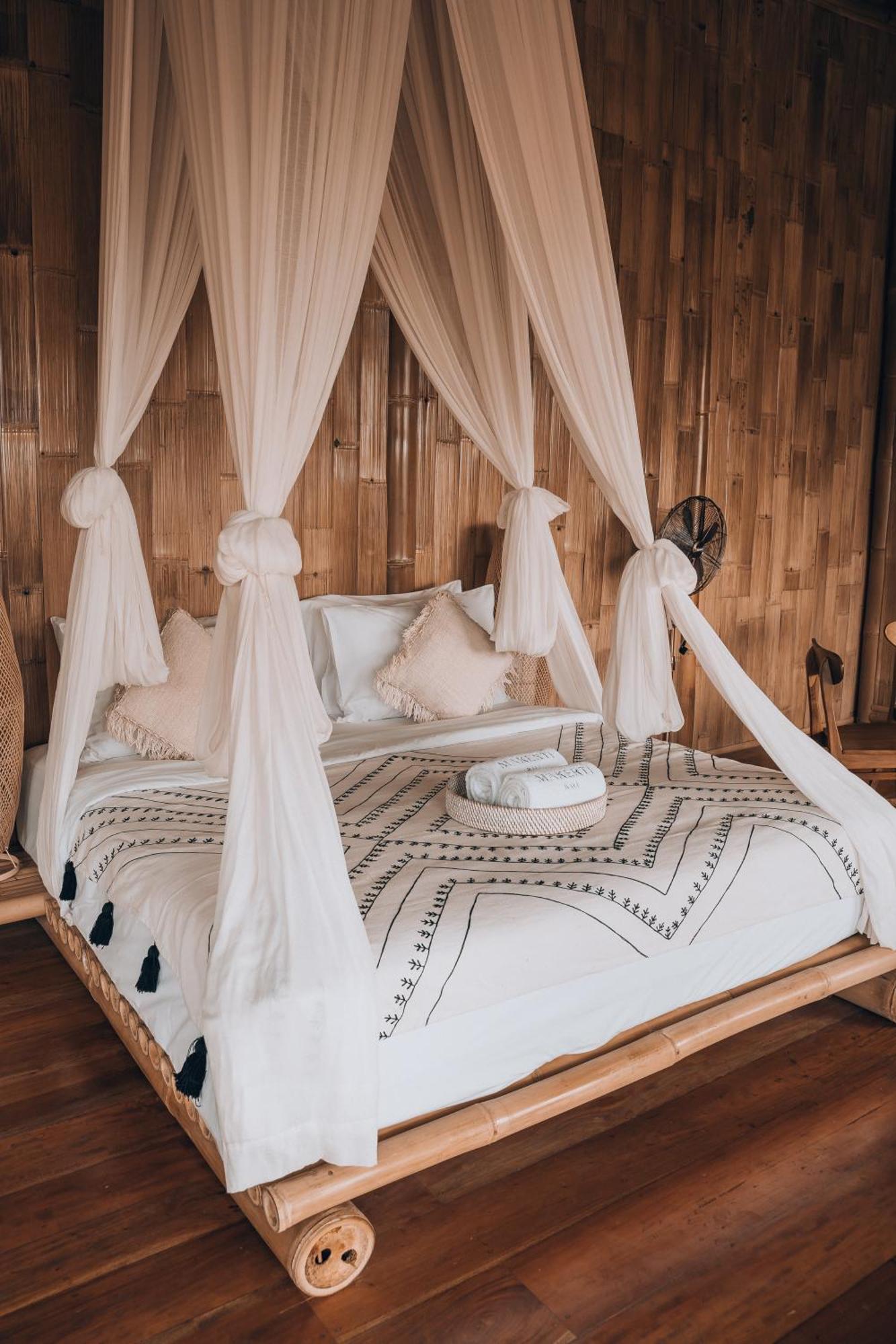 Villa Makerti Bali~Bamboo House Selat Exterior foto