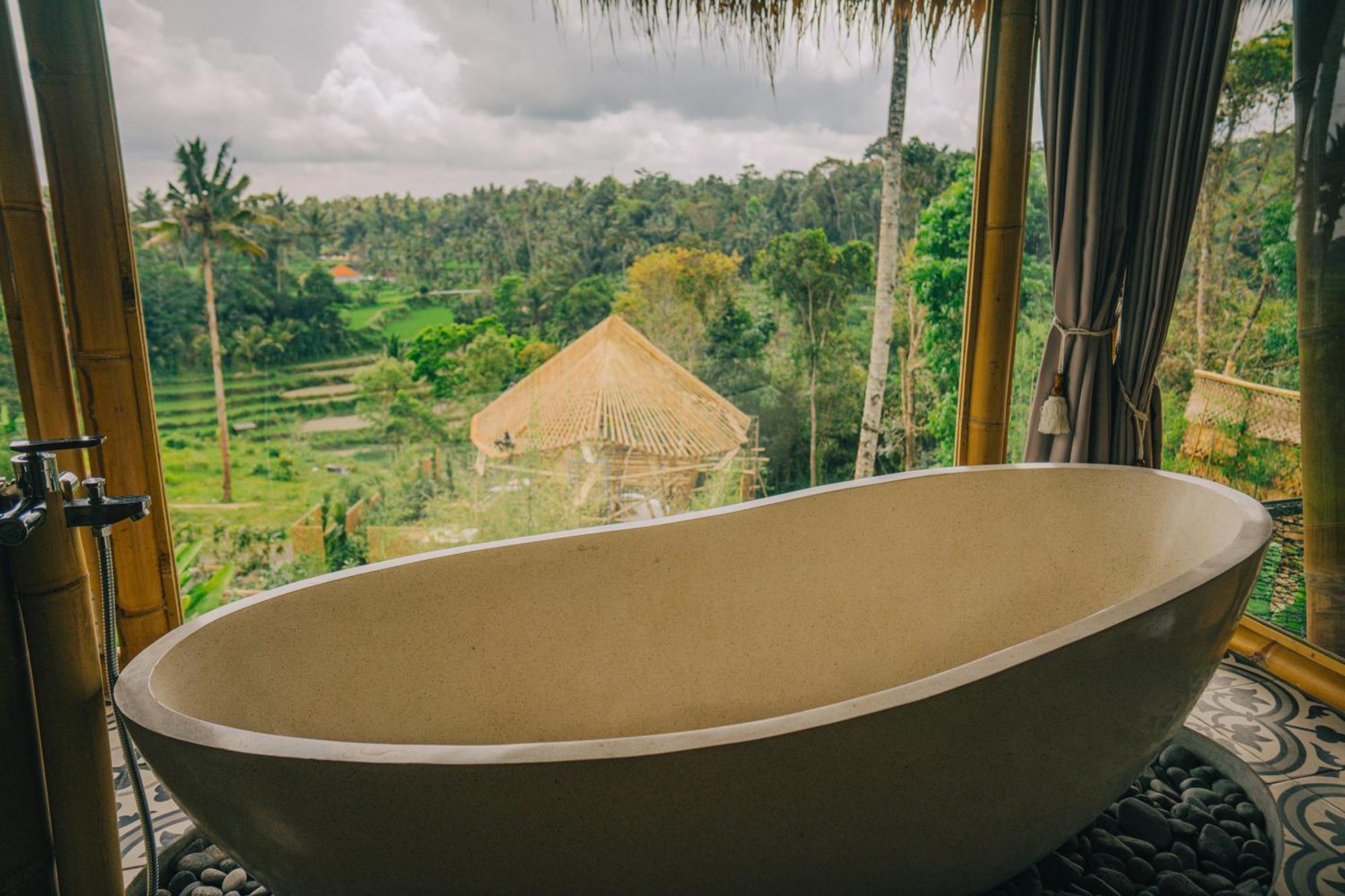 Villa Makerti Bali~Bamboo House Selat Exterior foto